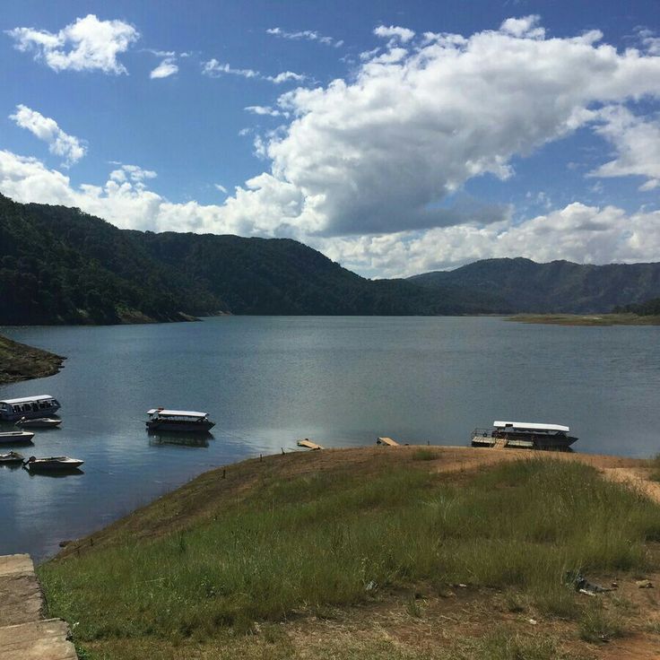 Day 1 Umiam Lake en route to Shillong